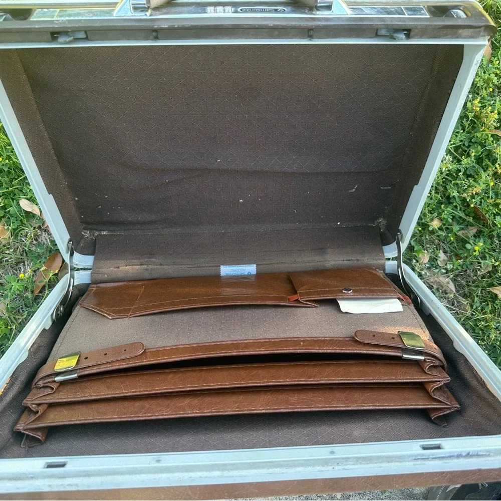VINTAGE Samsonite ACCORD Briefcase BROWN